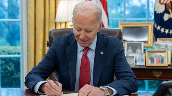 Former Dem Insider Drops New Details About Biden 'Autopen' Scandal