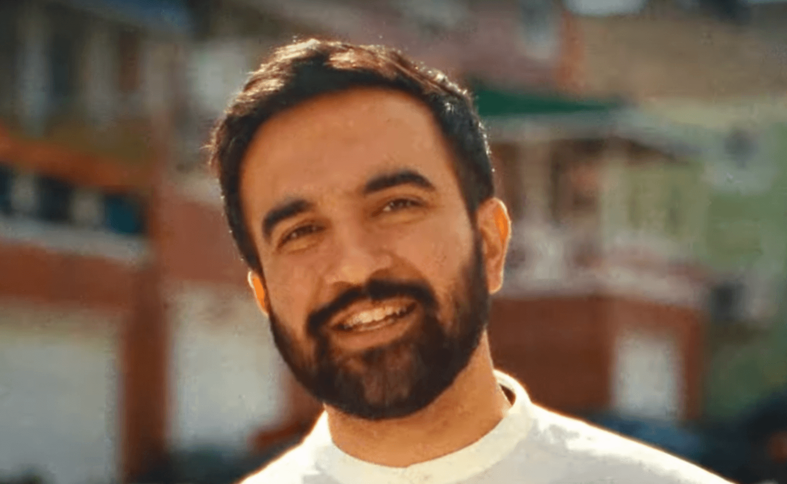 Radical Socialist Defeats Cuomo In NYC Mayoral Primary