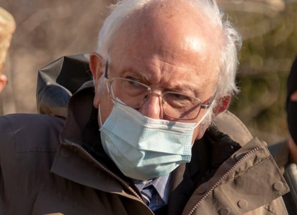 🌍 BERNIE SANDERS Says 'NO BIGGIE' to the CLIMATE EMERGENCY... (Is he RIGHT?)