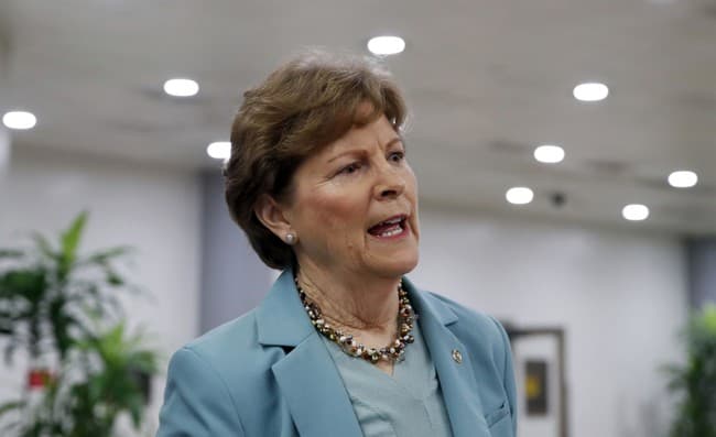 🚨 HUGE BLOW to DEMOCRATS! Sen. Jeanne Shaheen BOWS OUT... A GAME-CHANGER for the GOP! (Liberals SHAKING!)