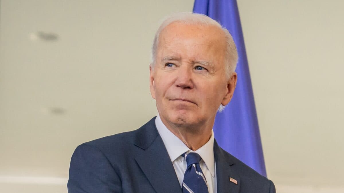 DID BIDEN’S TEAM DROP THE BALL? 🤔 Health Cover-Up or Just Incompetence?