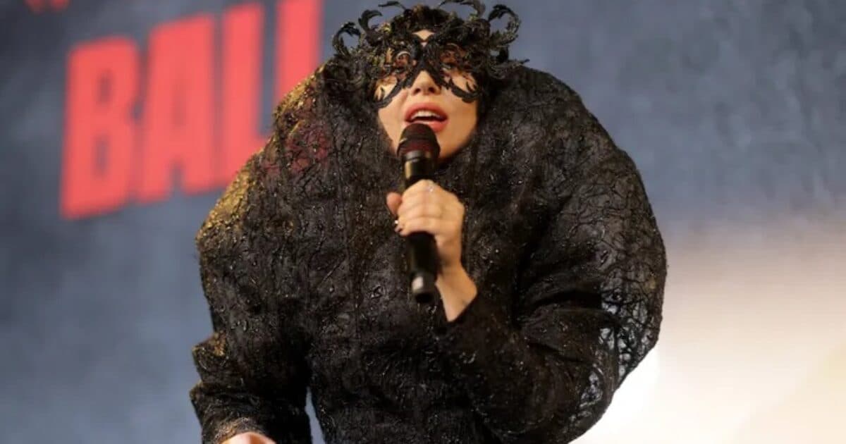 TRUMP SHOCKER: Deportee PLANS SATANIC CHILD EXECUTION at LADY GAGA CONCERT?! 😱🎤