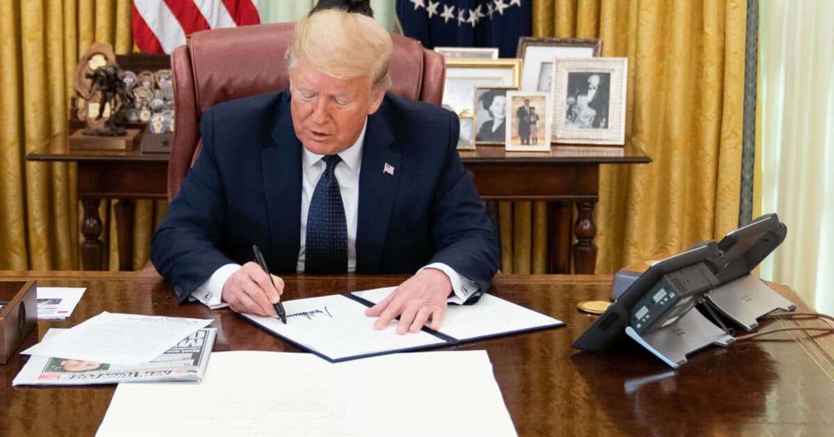 TRUMP'S VETS MOVE: New Exec Order for Homeless Heroes 👍 (Funding REDIRECTED!)...