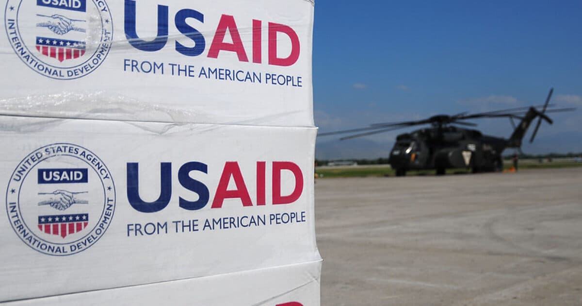 ALARMING! USAID Orders STAFF to SHRED Classified Documents... What's Going On? 🚨