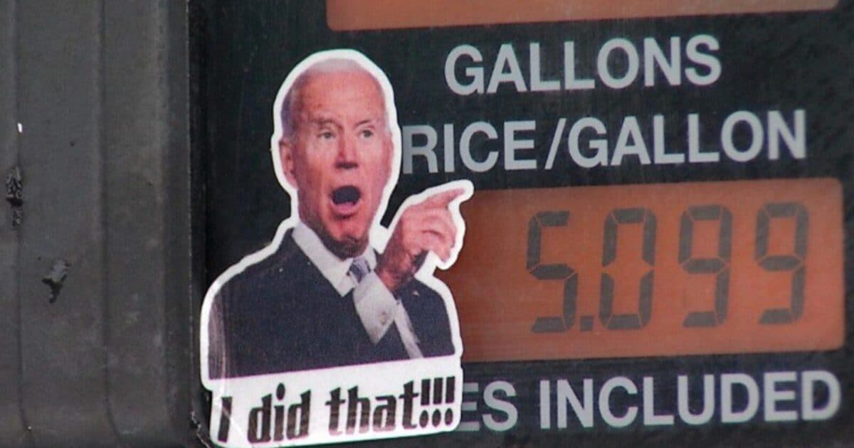 TRUMP'S ECONOMIC REVIVAL: Gas Prices SINK Below $3 in 31 States... A SHARP Contrast to Biden's $5 Debacle! ⛽️