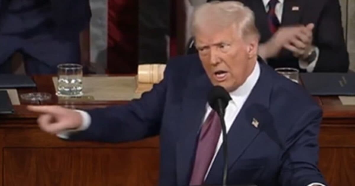 TRUMP PULLS BACK THE CURTAIN: 'WEAPONIZED GOVERNMENT' EXPOSED! 🤔 How Did That Work Out for DEMOCRATS... (WATCH!)