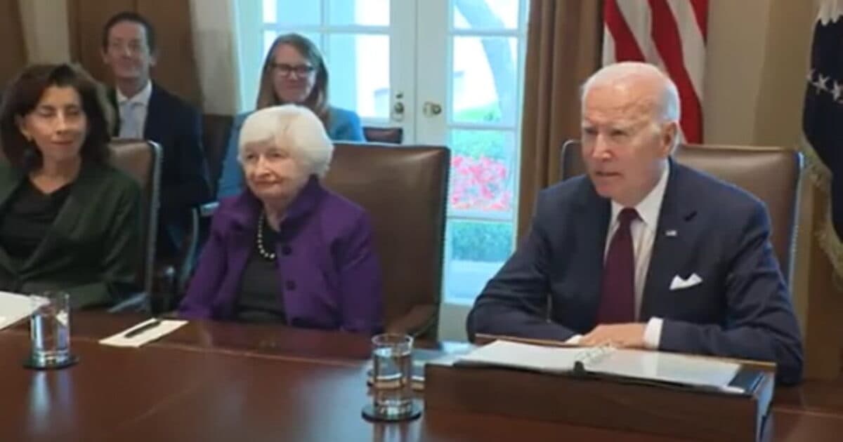 SHOCKER: Biden’s Cabinet Meetings Were SCRIPTED?! 🎥 (Creative Camera Work or Cover-Up?) ...