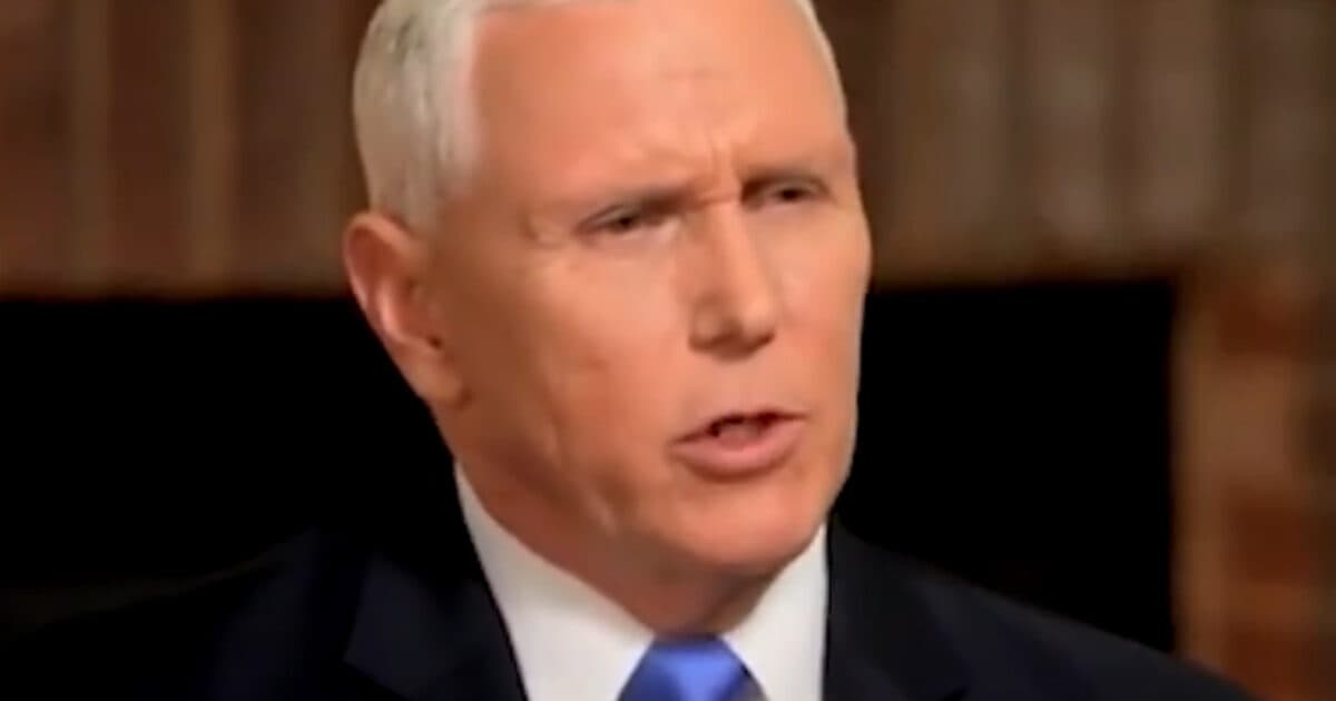 MIKE PENCE BOWS OUT: NO MORE WHITE HOUSE RUN - What Happened? 😱 (VIDEO)