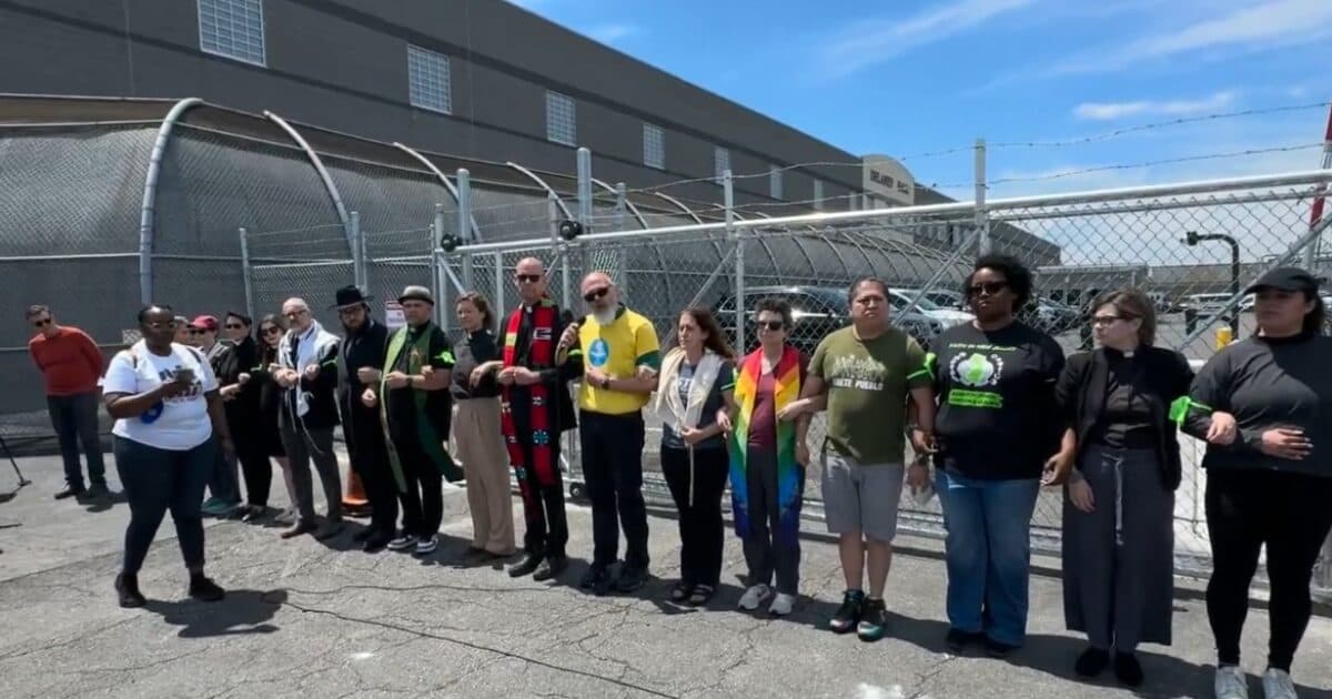 ‘SHUT THIS PLACE DOWN!’ 🌍😤 - FAR-LEFT FAITH LEADERS BLOCK ICE CENTER (WHAT HAPPENED NEXT?)